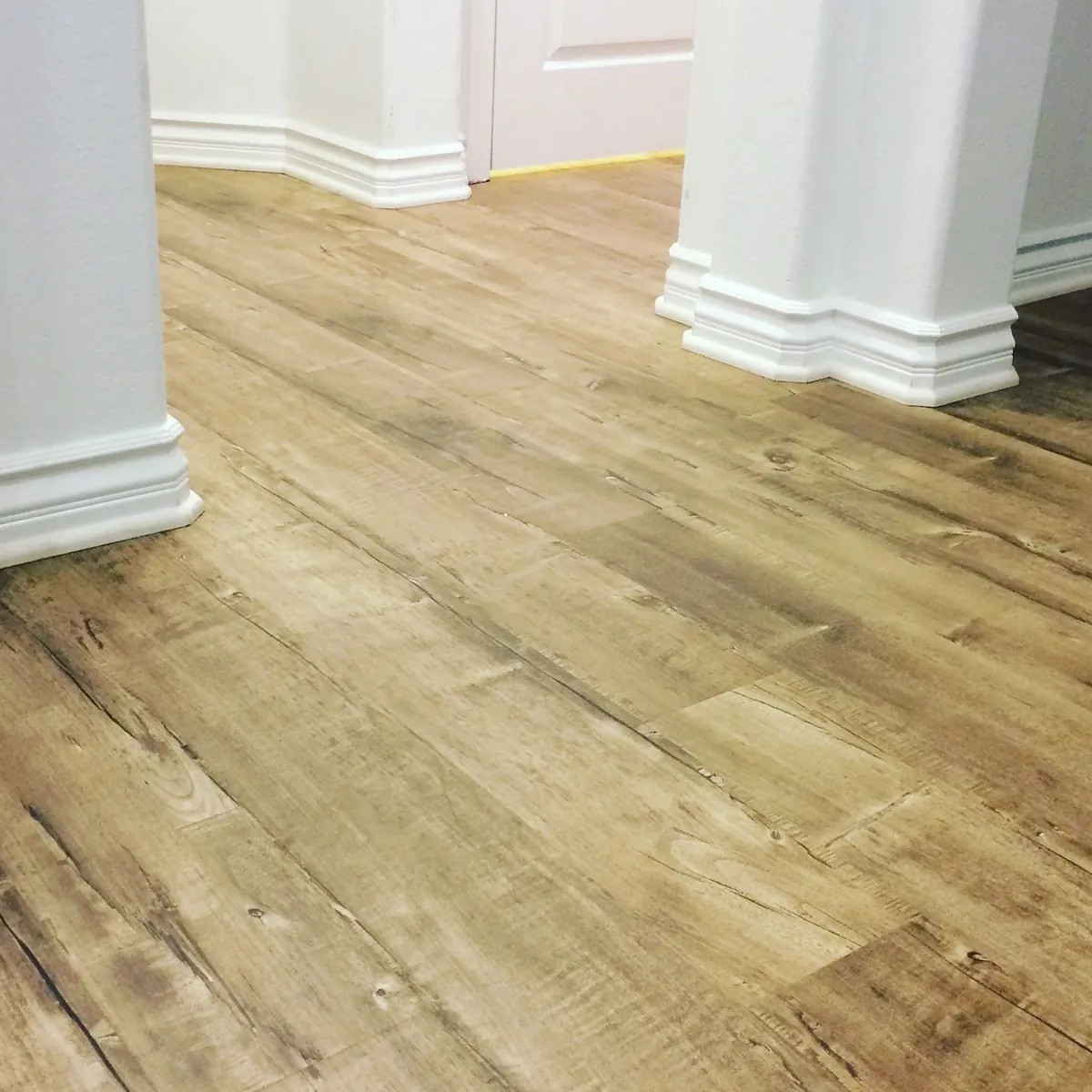 Close view of laminate flooring installed by Gagne Hardwood and Laminate